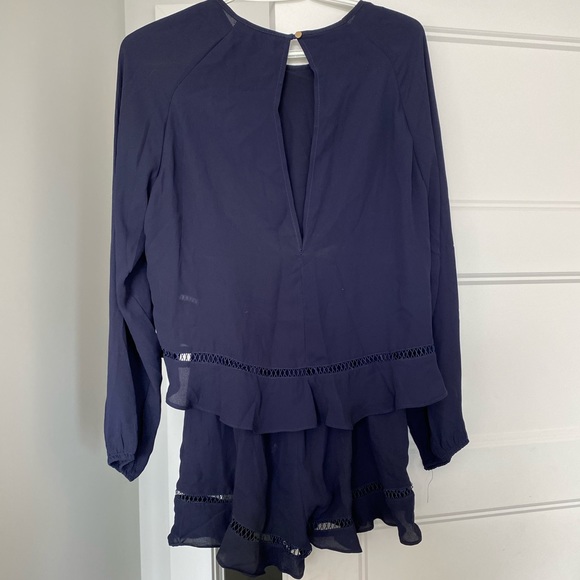 Navy long sleeve lace detailed romper - Picture 4 of 4